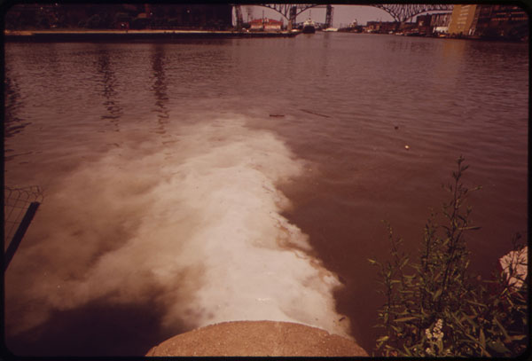 Discharging sewage into Cuyahoga River